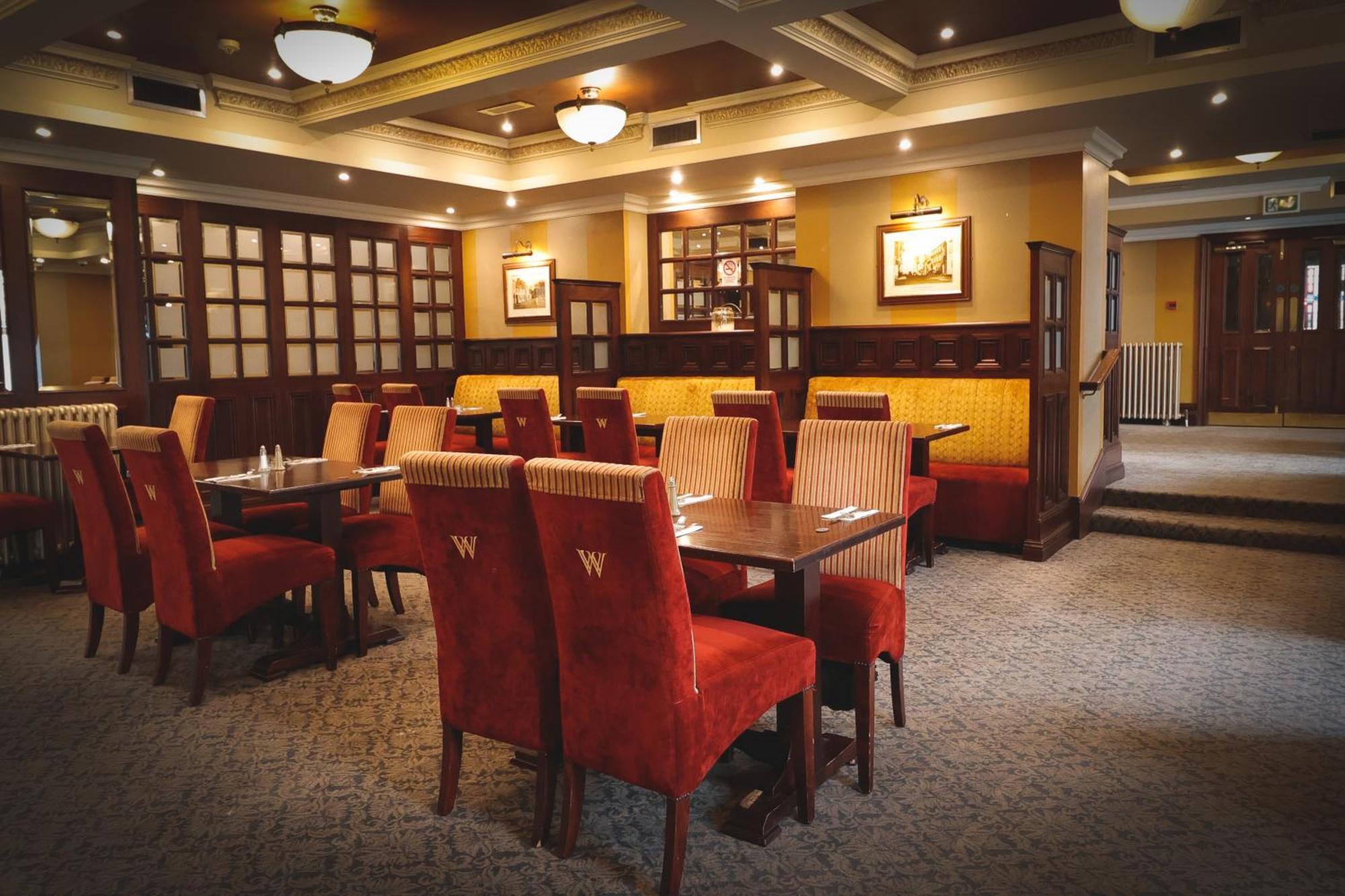 O'Neill Arms Hotel Toome Extérieur photo