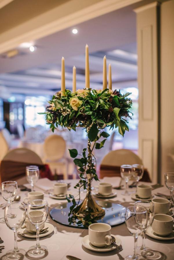 O'Neill Arms Hotel Toome Extérieur photo