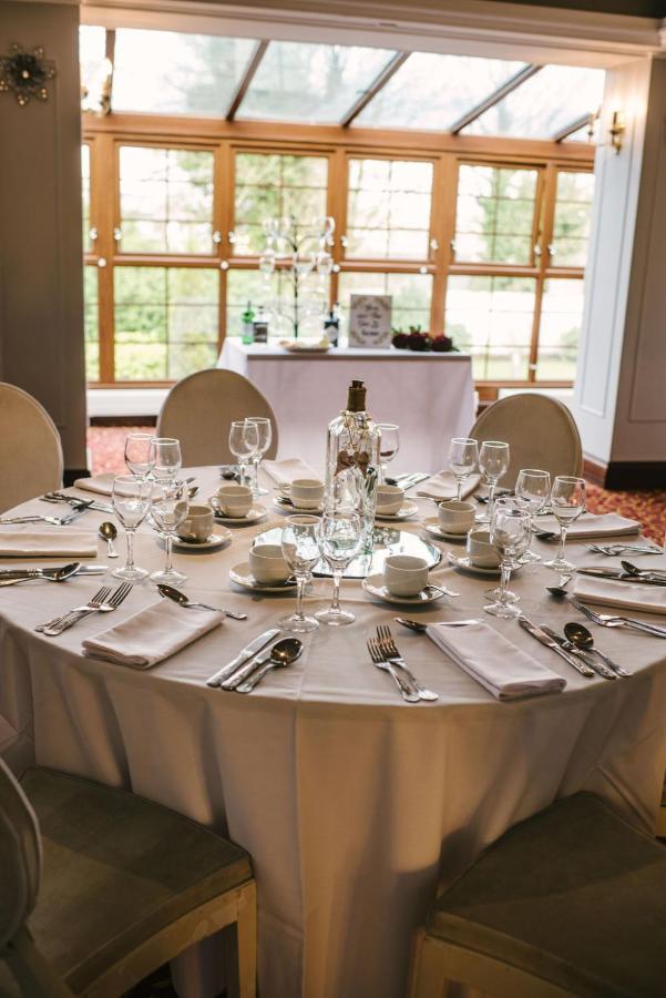 O'Neill Arms Hotel Toome Extérieur photo